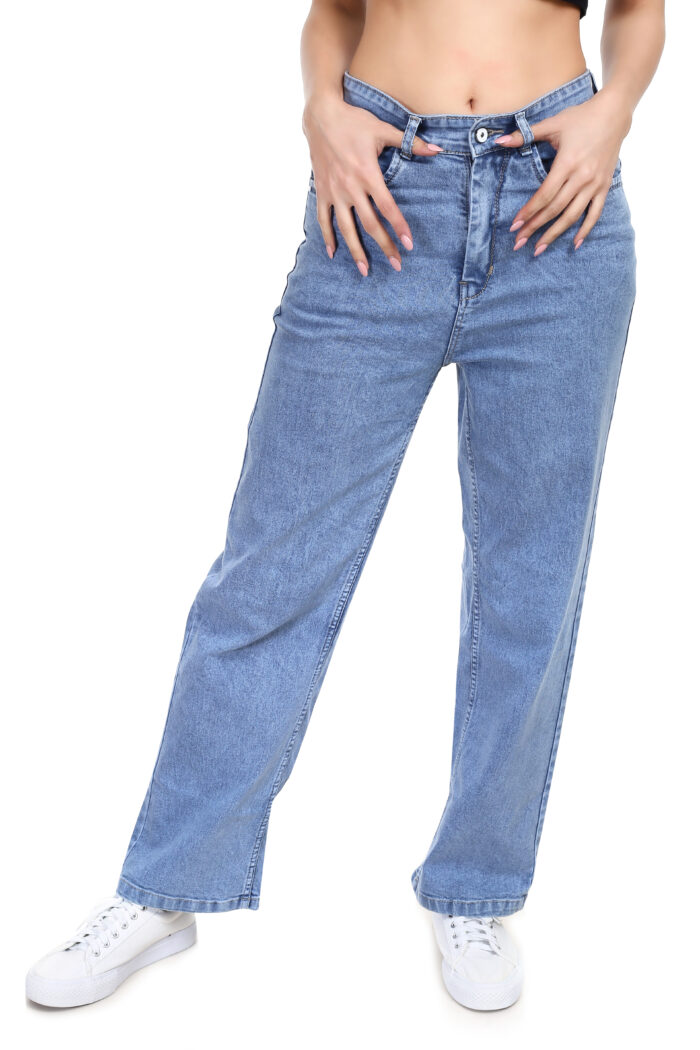 STRAIGHT FIT LIGHT BLUE JEANS - Image 2